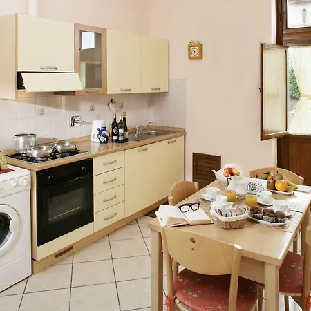 Il Turrione Apartment *